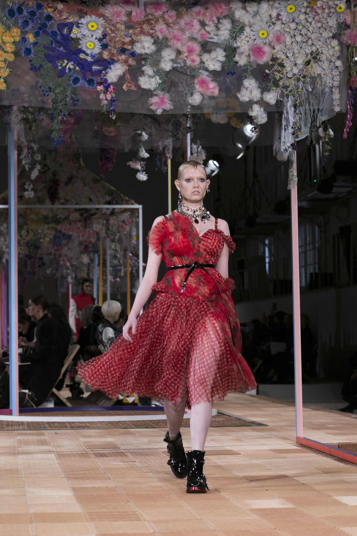 Paris Fashion McQueen